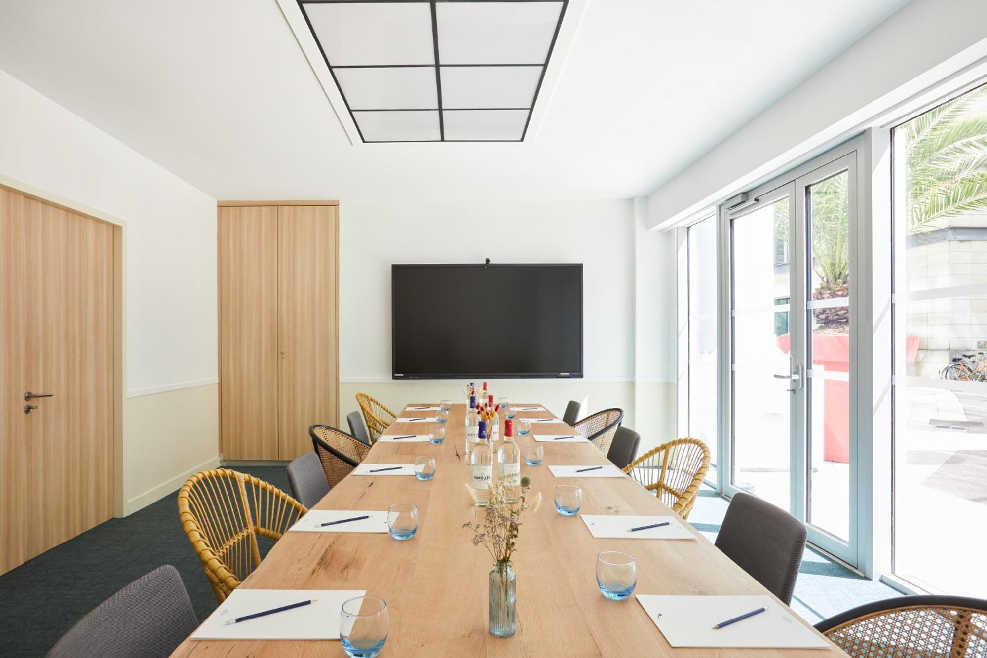 Hotel Indigo Bordeaux Centre Chartrons By Ihg Bagian luar foto